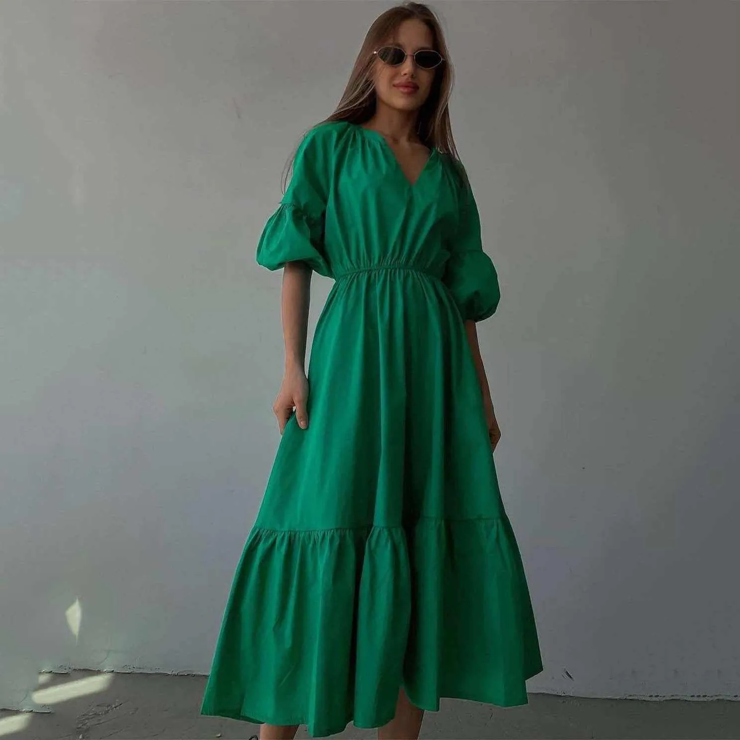 Glow Chic's Casual French Style Dress