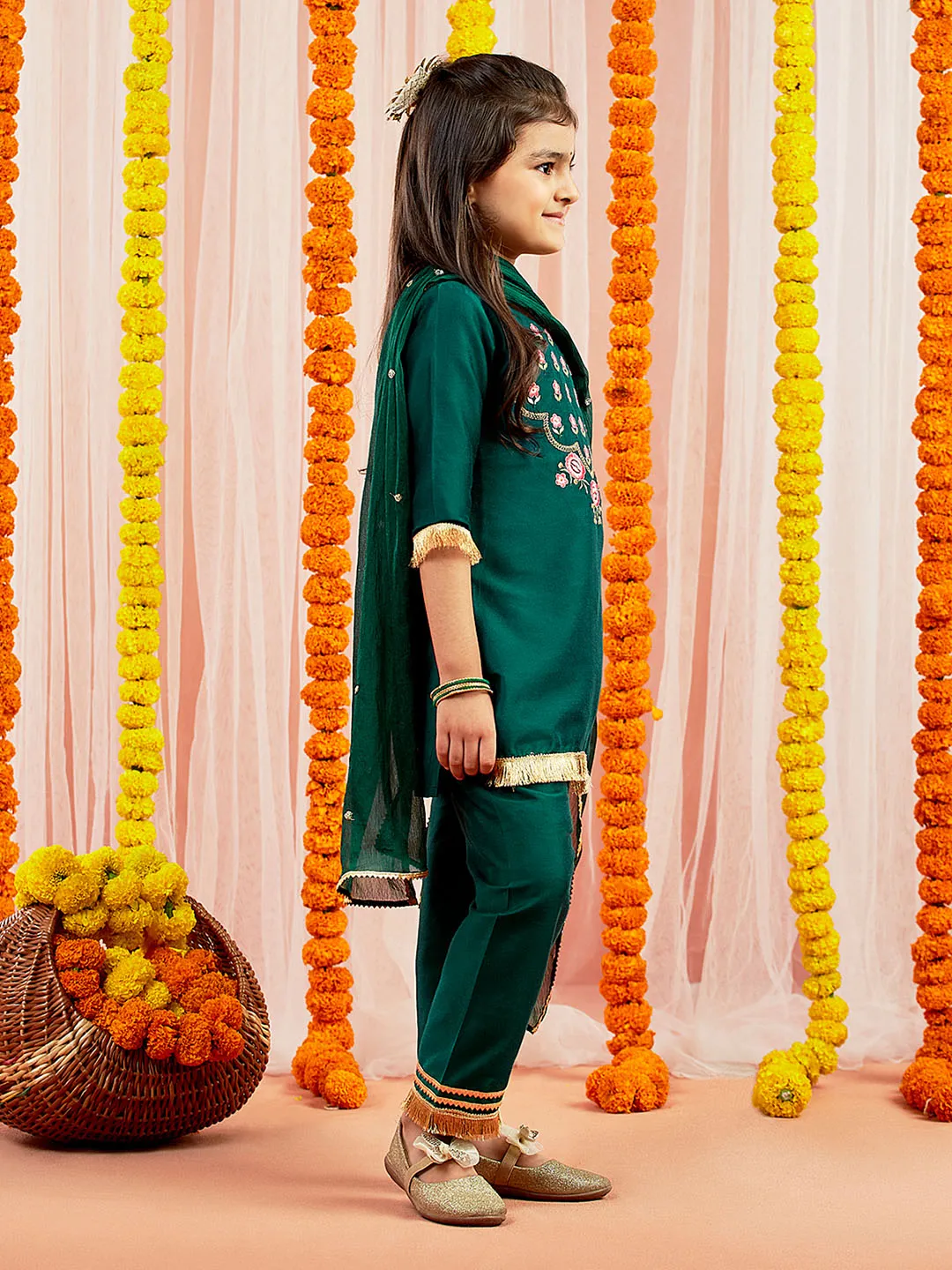 Jashvi Girls' Green Kurta Pyjama And Dupatta Set.
