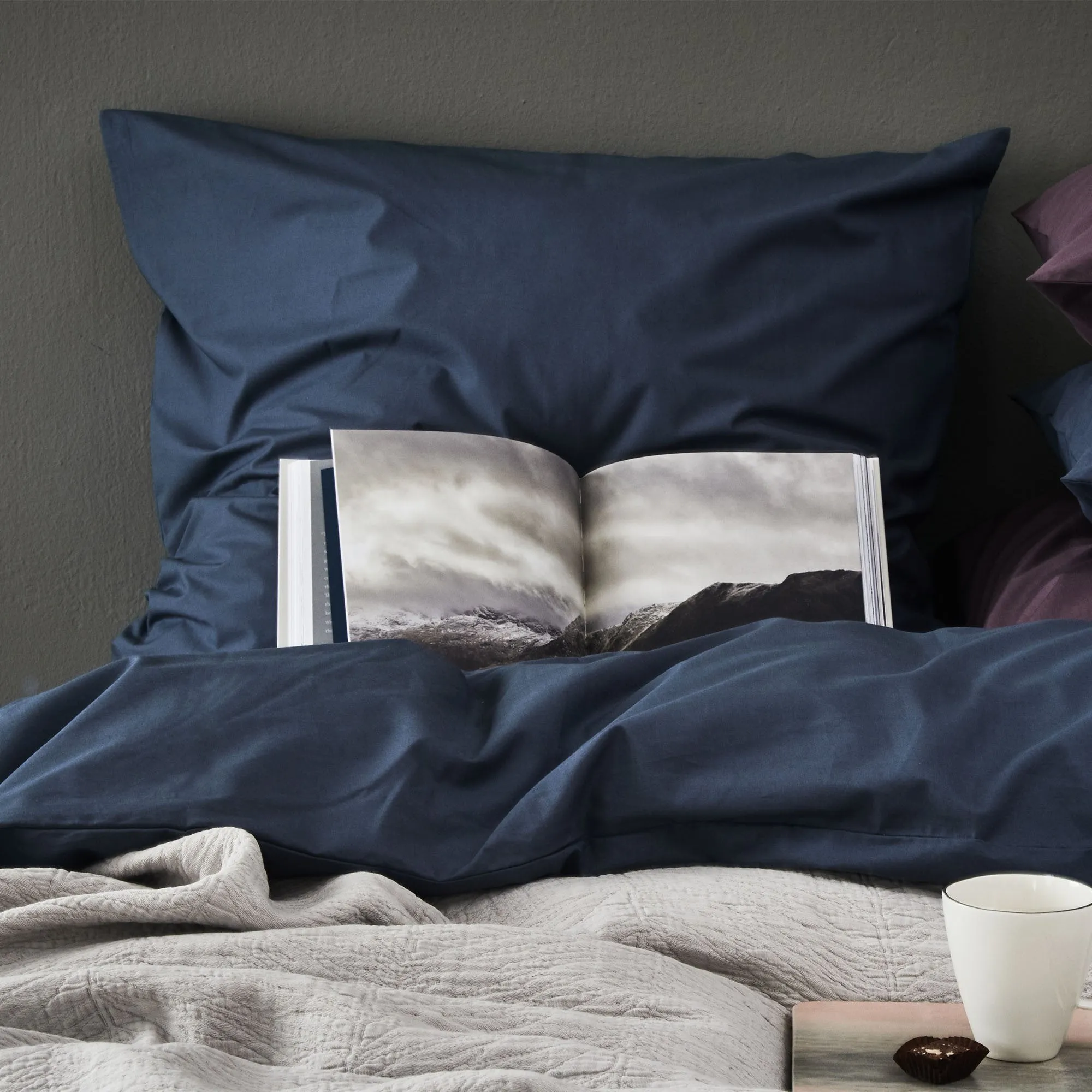 Manteigas Pillowcase [Dark grey blue]