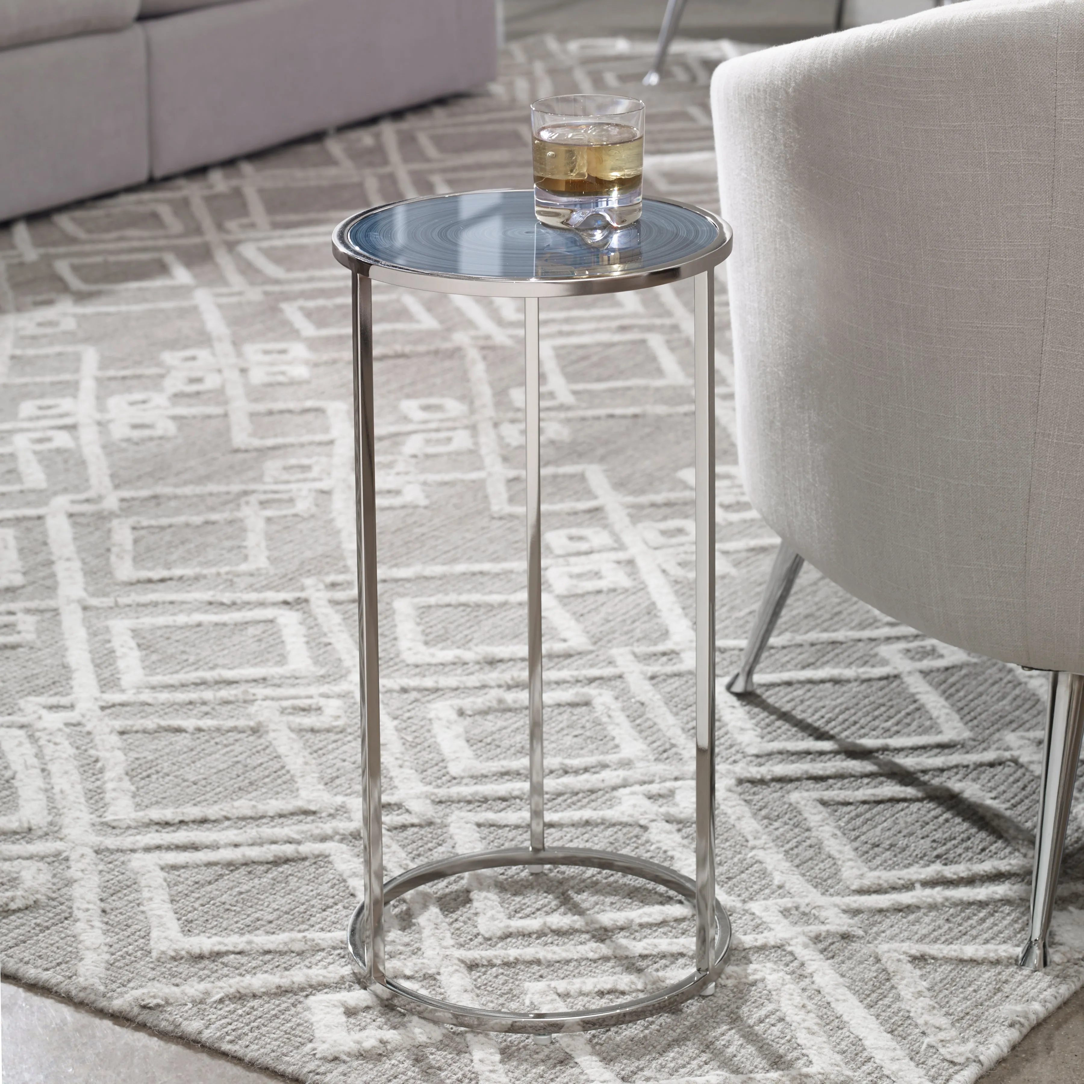 Whirl Round Drink Table